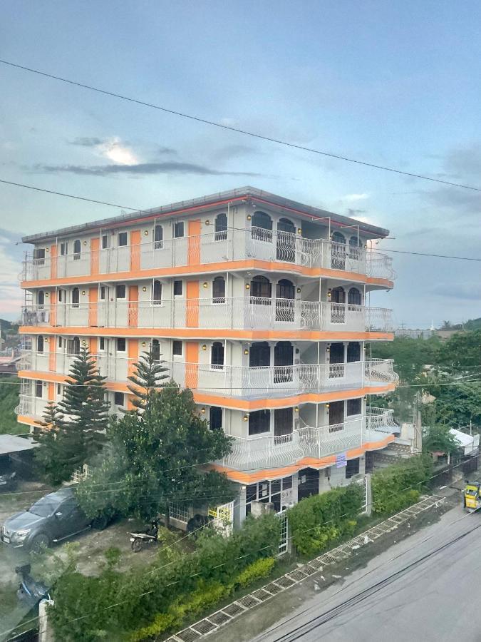 Cenco Suites Tanza Bagian luar foto